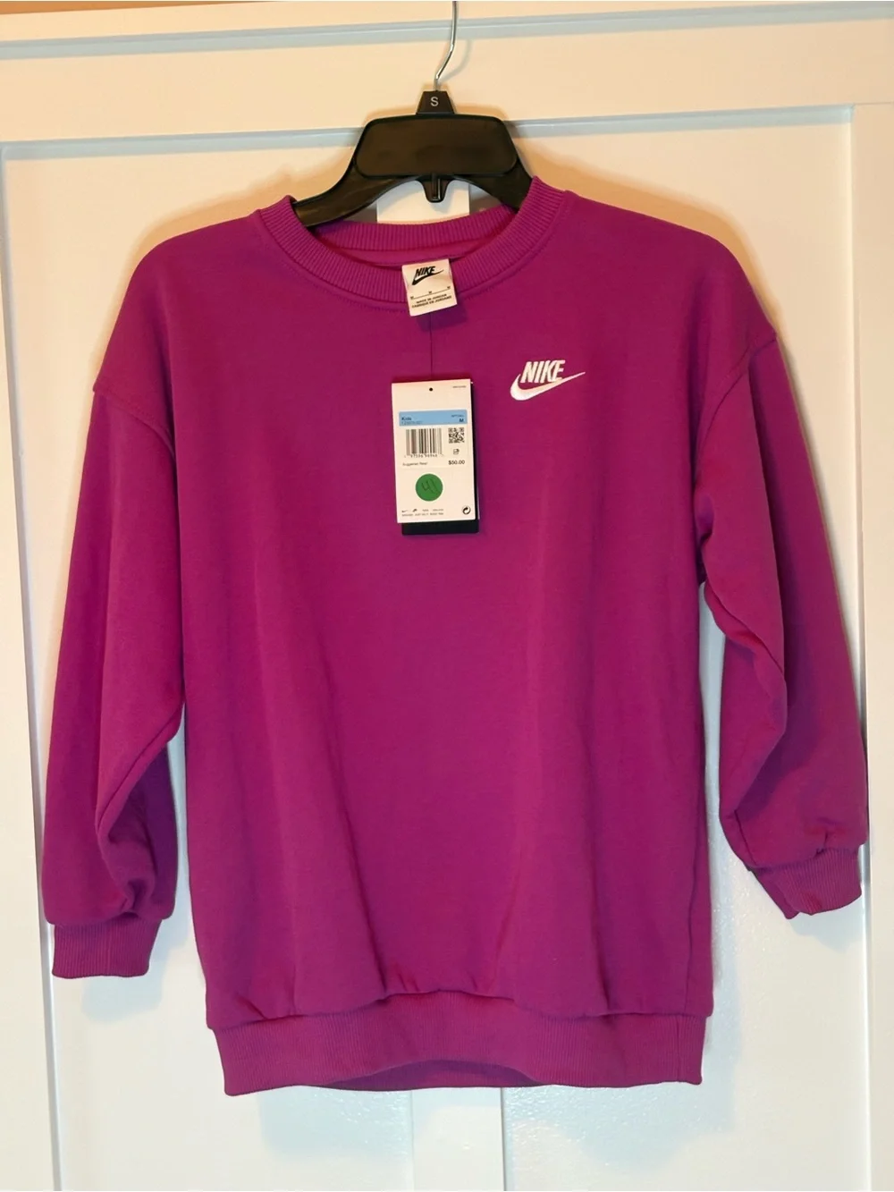 Nike Kids Crewneck Sweatshirt in Vibrant Magenta